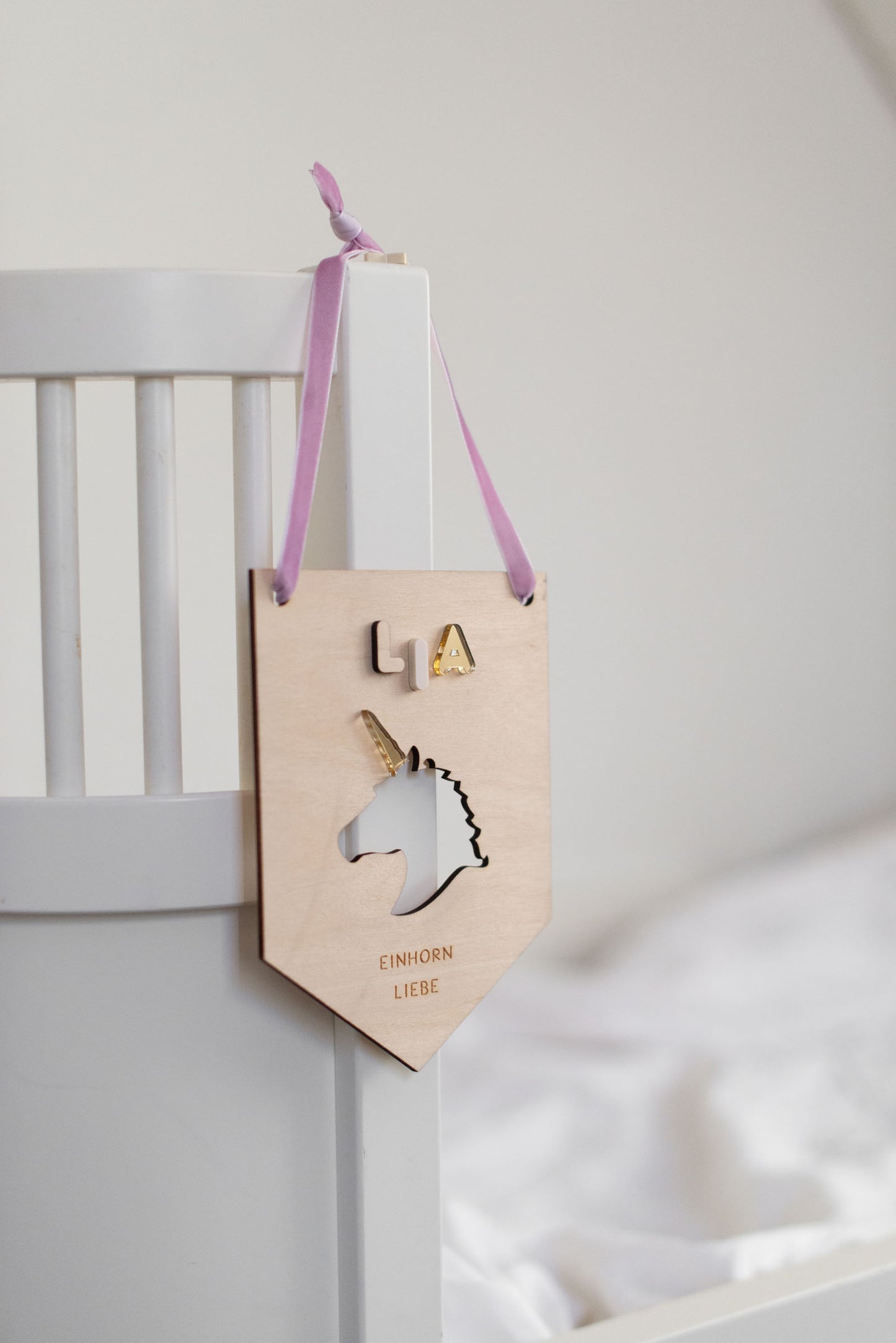 Wimpel Kinderzimmer Einhorn – EINHORN LIEBE – Wanddeko Einhörner