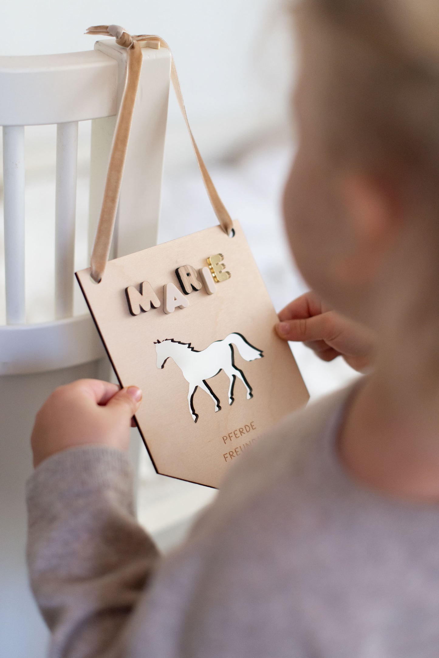 Wimpel Kinderzimmer Pferde – PFERDE FREUNDIN – Wanddeko Pferde