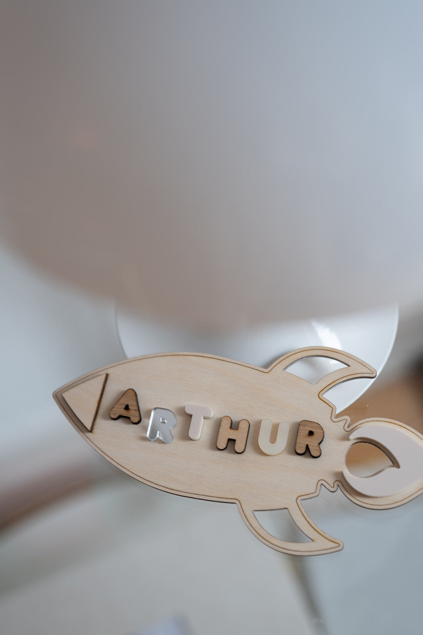 Türschild fürs Kinderzimmer mit 3D-Namen - Namensschild Baby - RAKETE