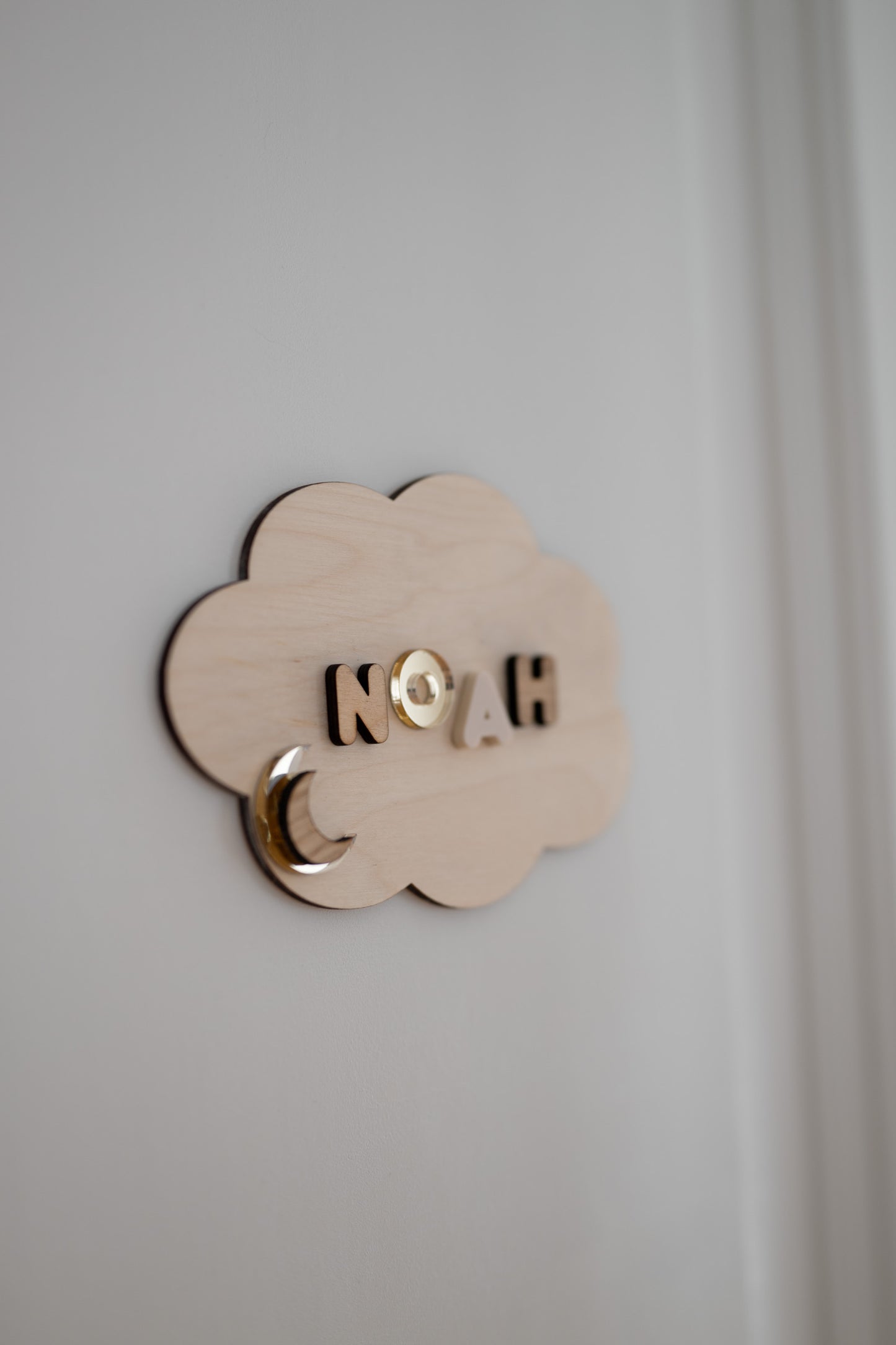 Türschild fürs Kinderzimmer mit 3D-Namen - Namensschild Baby - WOLKE
