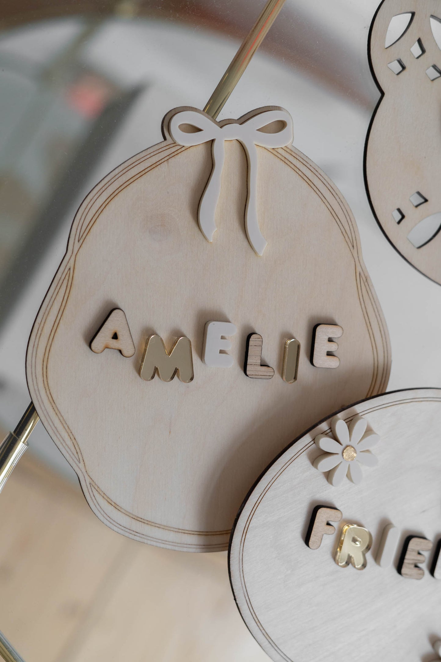Türschild fürs Kinderzimmer mit 3D-Namen - Namensschild Baby - SCHLEIFE