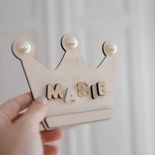 Türschild fürs Kinderzimmer mit 3D-Namen - Namensschild Baby - KRONE