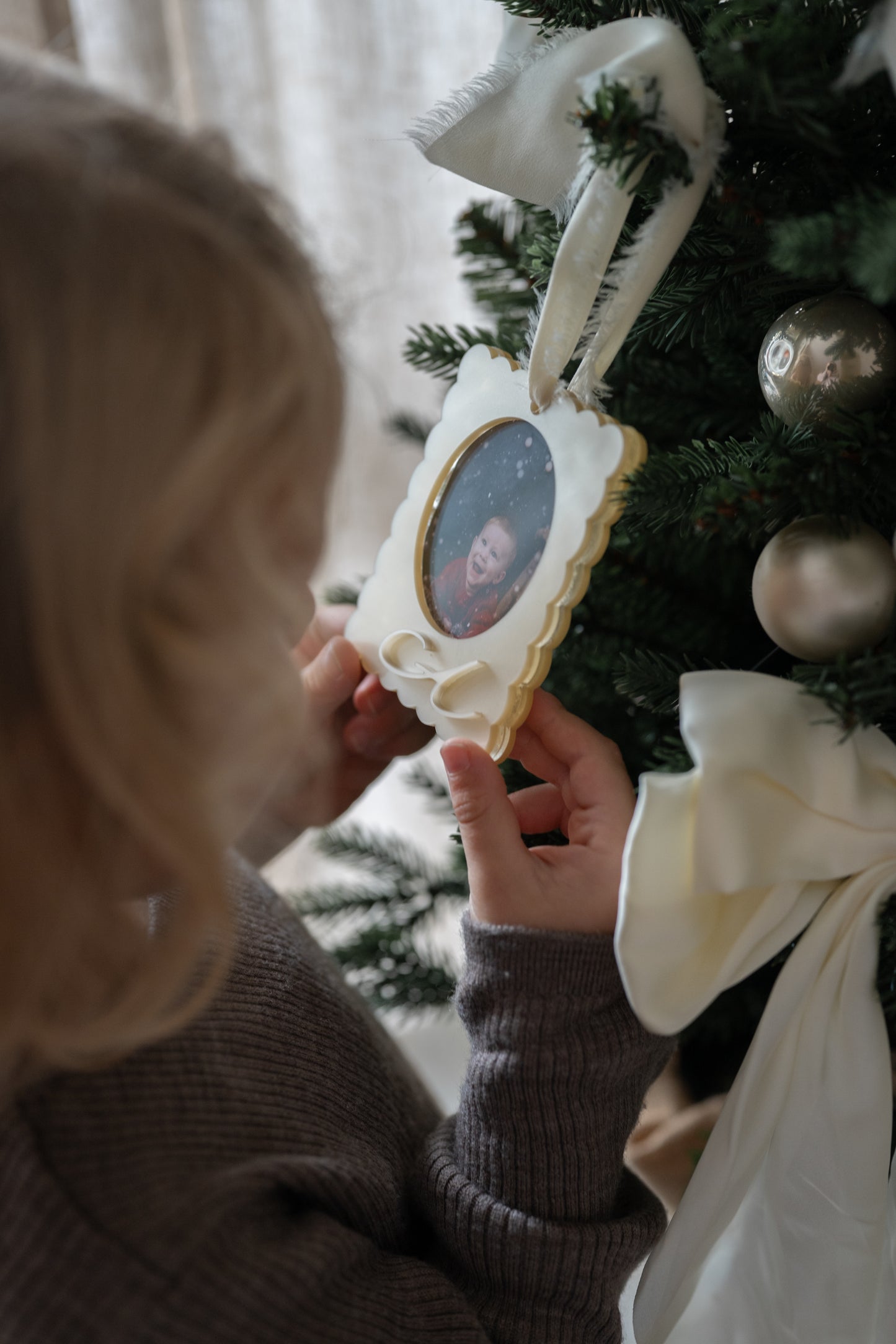 Perlmutt Bilderrahmen als Weihnachtsanhänger  - Personalisiert - WEIHNACHTEN 2025