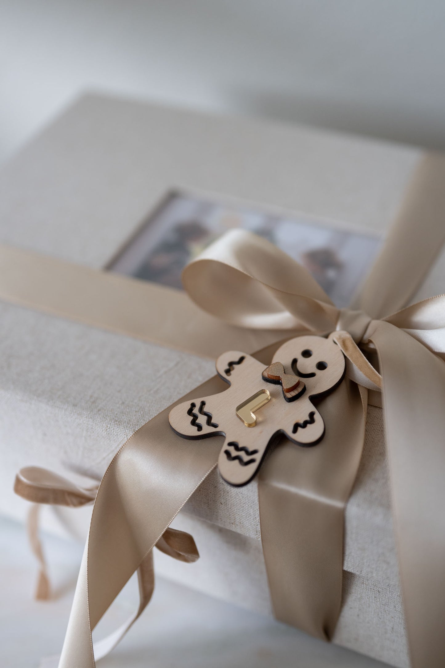 Lebkuchenmann als Weihnachtsanhänger  - Personalisiert - BUCHSTABEN