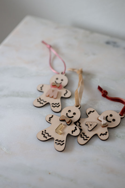 Lebkuchenmann als Weihnachtsanhänger  - Personalisiert - BUCHSTABEN